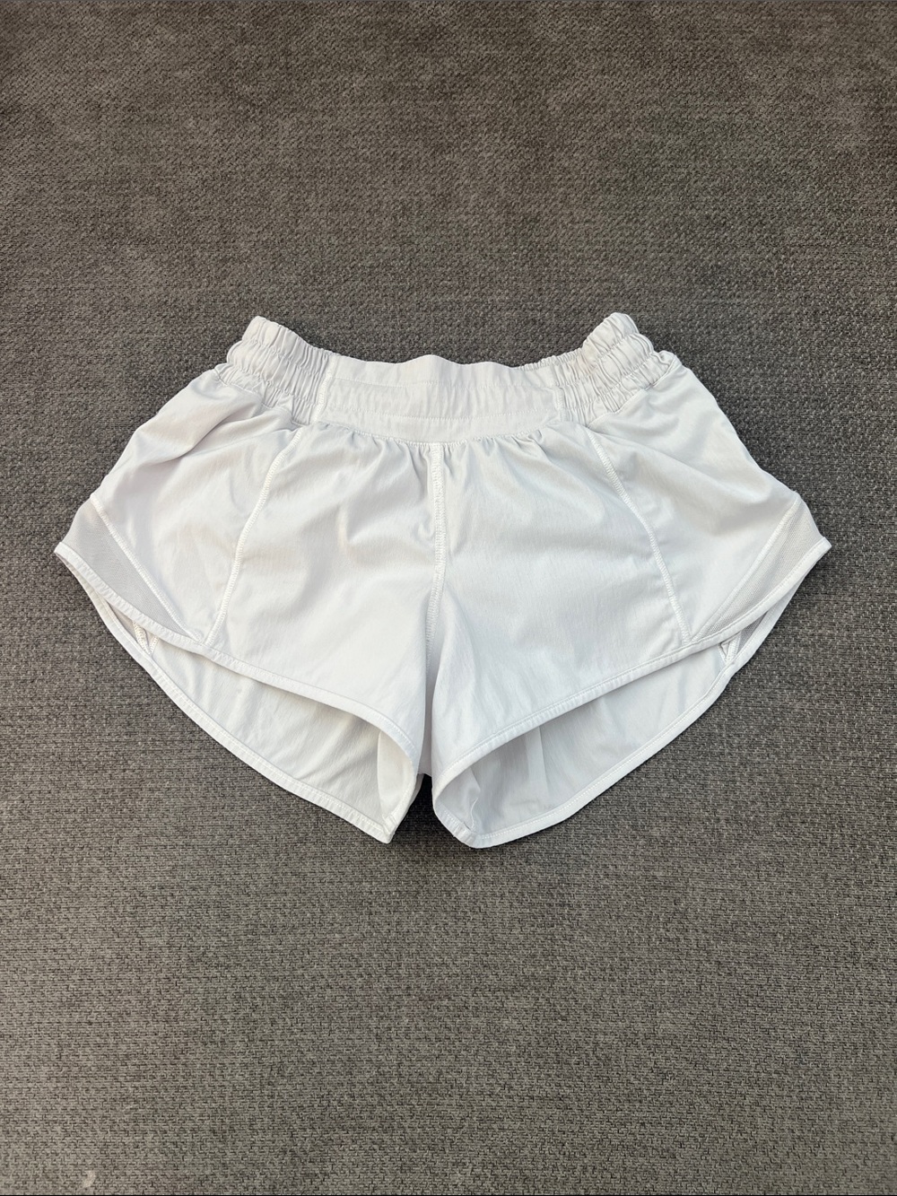 lululemon athletica gay light Women's Athletic Shorts with Curved Hem